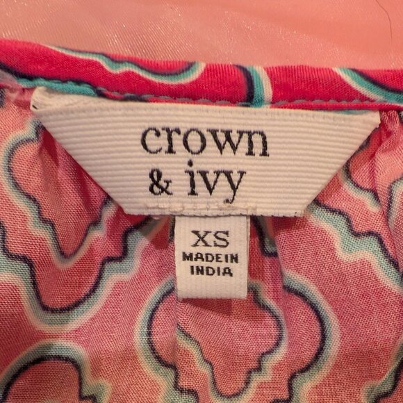 Crown & Ivy 3/4 Sleeve Blouse, Size XS, Excellent Used Condition! (EUC) - Picture 8 of 8